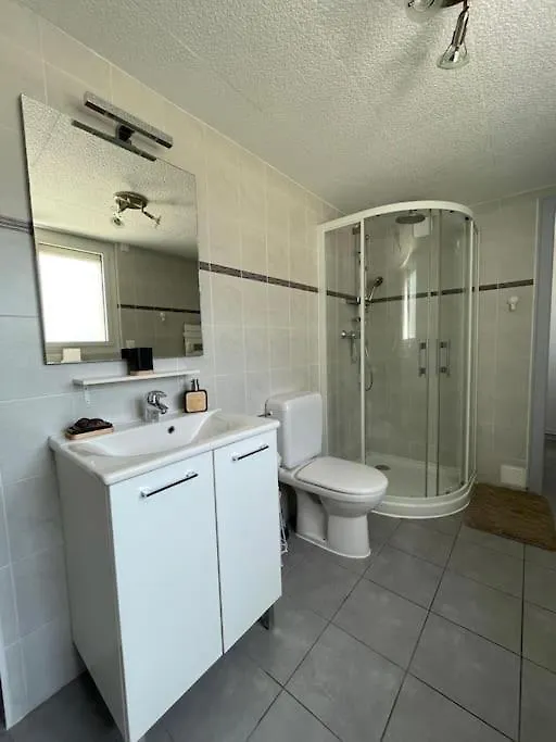 Appartement Aux Portes De Geneve Collonges-sous-Saleve 0*,  France